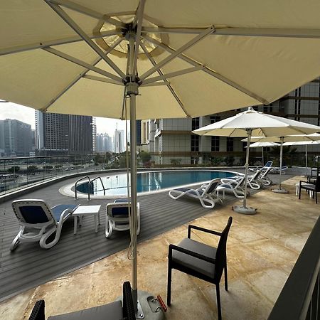 Dunya Tower Luxury And 2 Min Walk To Dubai Mall And Burj Khalifa In Heart Of Downtown Εξωτερικό φωτογραφία