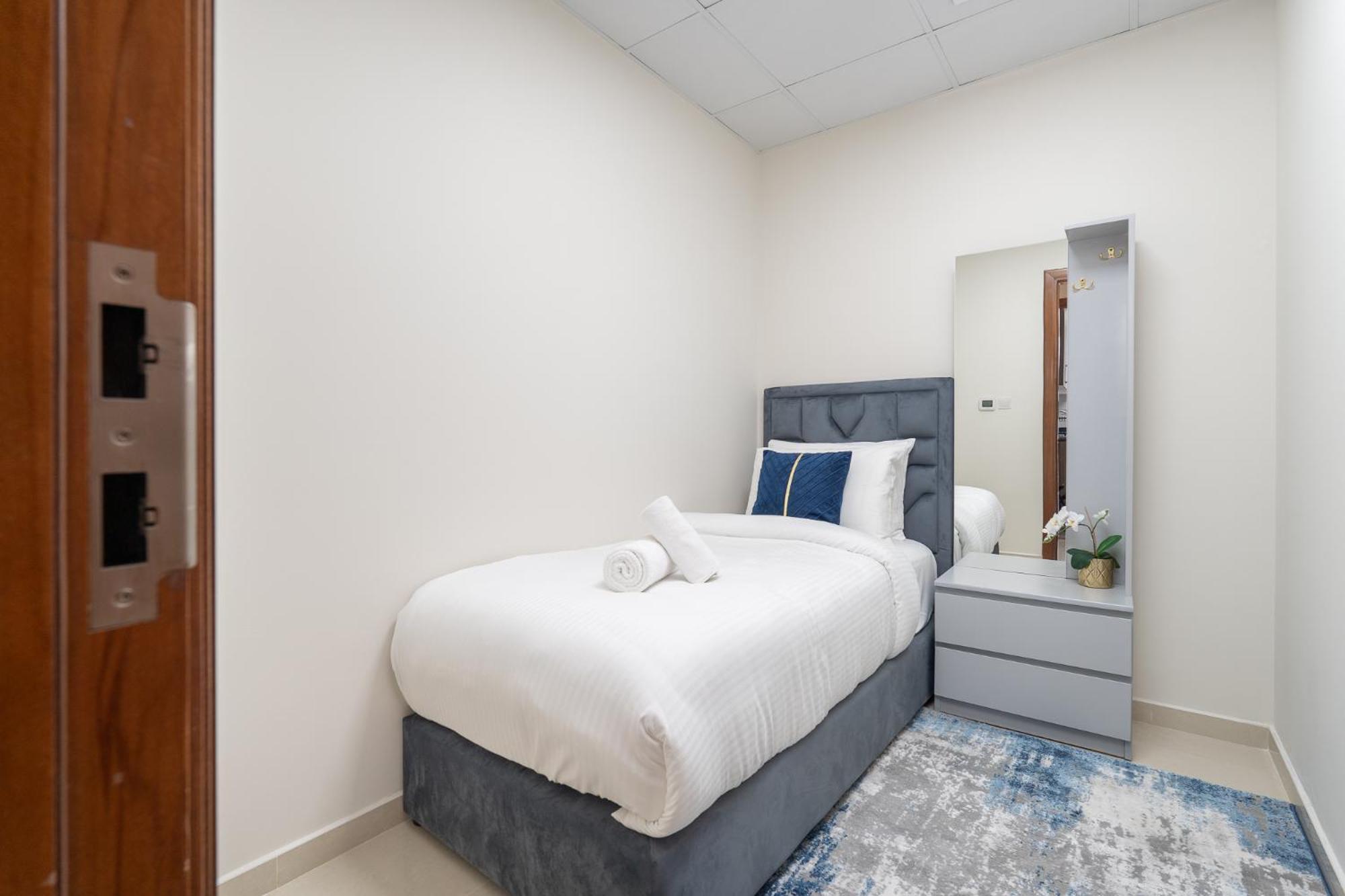 Dunya Tower Luxury And 2 Min Walk To Dubai Mall And Burj Khalifa In Heart Of Downtown Εξωτερικό φωτογραφία